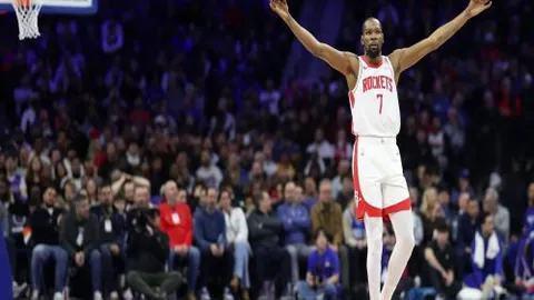 太阳逆转爵士，止住三连败，布克34分8助攻，杜兰特复出30分8篮板，克拉克森贡献23分